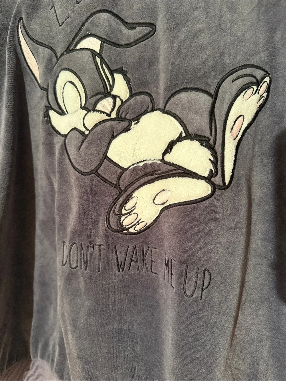 Women’s Bugs Bunny Long Sleeve PJ Top - Picture 2 of 5